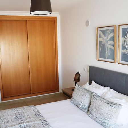 3 Bedroom Apartment With Indoor Pool Central ラゴス エクステリア 写真