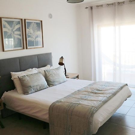 3 Bedroom Apartment With Indoor Pool Central ラゴス エクステリア 写真