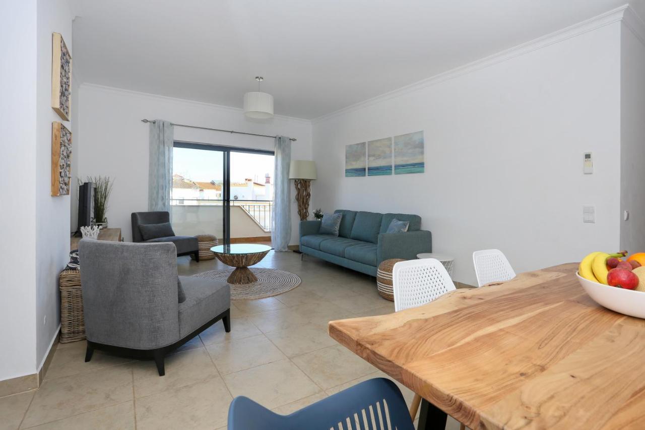 3 Bedroom Apartment With Indoor Pool Central ラゴス エクステリア 写真