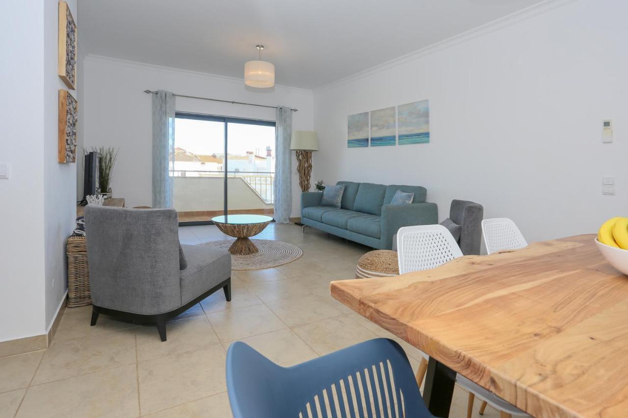 3 Bedroom Apartment With Indoor Pool Central ラゴス エクステリア 写真