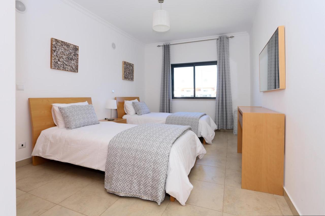 3 Bedroom Apartment With Indoor Pool Central ラゴス エクステリア 写真