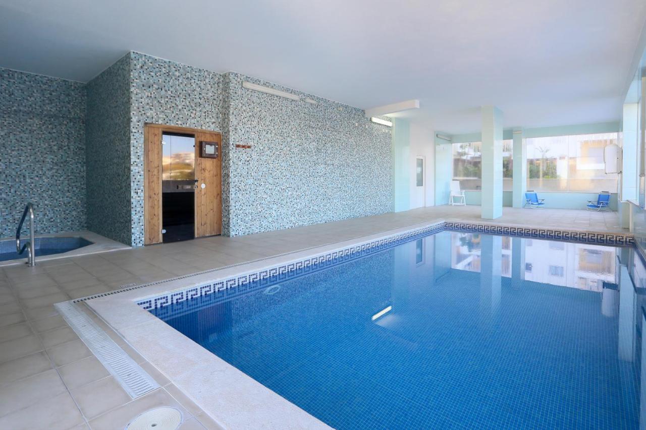 3 Bedroom Apartment With Indoor Pool Central ラゴス エクステリア 写真