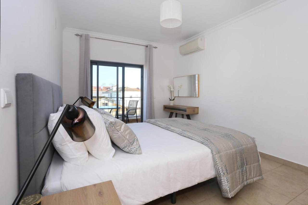 3 Bedroom Apartment With Indoor Pool Central ラゴス エクステリア 写真