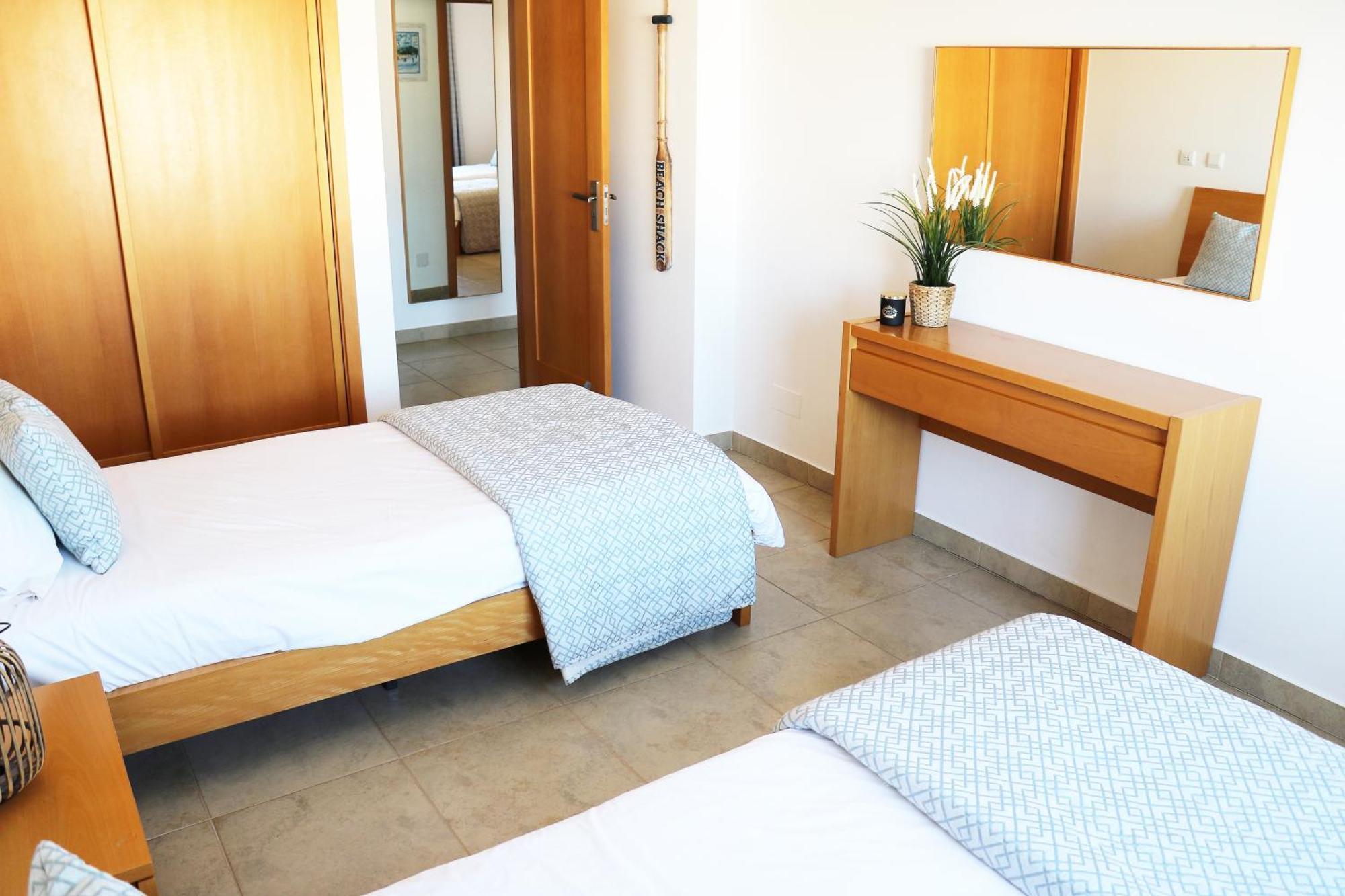 3 Bedroom Apartment With Indoor Pool Central ラゴス エクステリア 写真